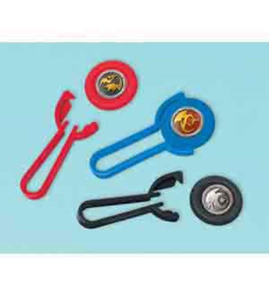 How To Train Your Dragon 2 disc shooter set with red, blue, and black plastic launchers and dragon-themed discs.