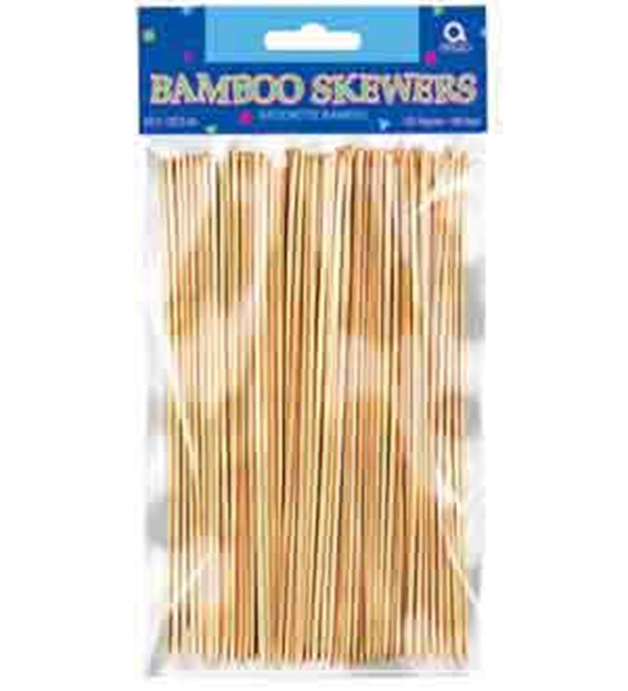 Clear plastic pack of 100 natural bamboo skewers with pointed tips and flat ends.
