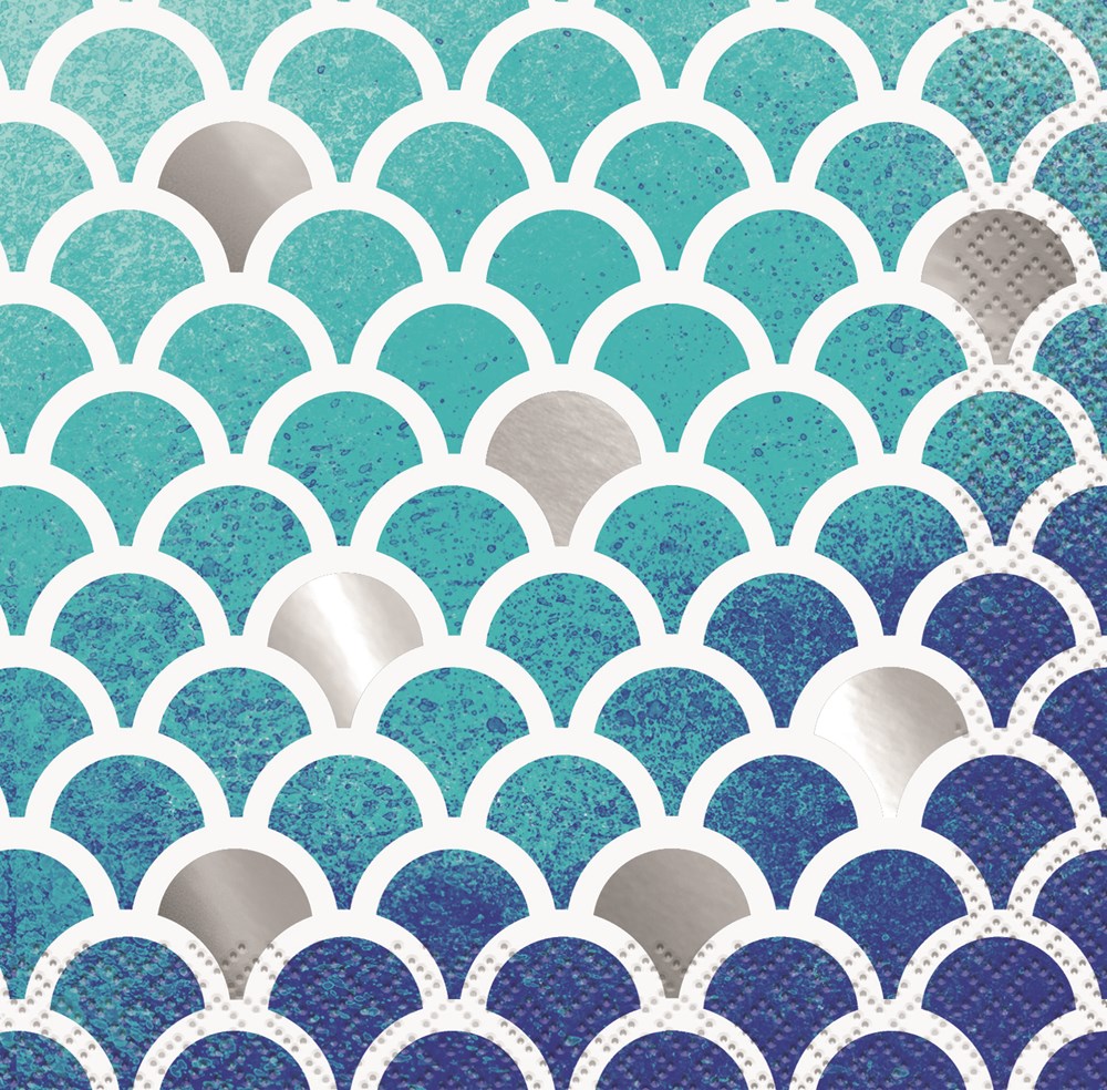 Ocean blue scallop pattern napkin with gradient shades of teal and navy, 16-count pack.