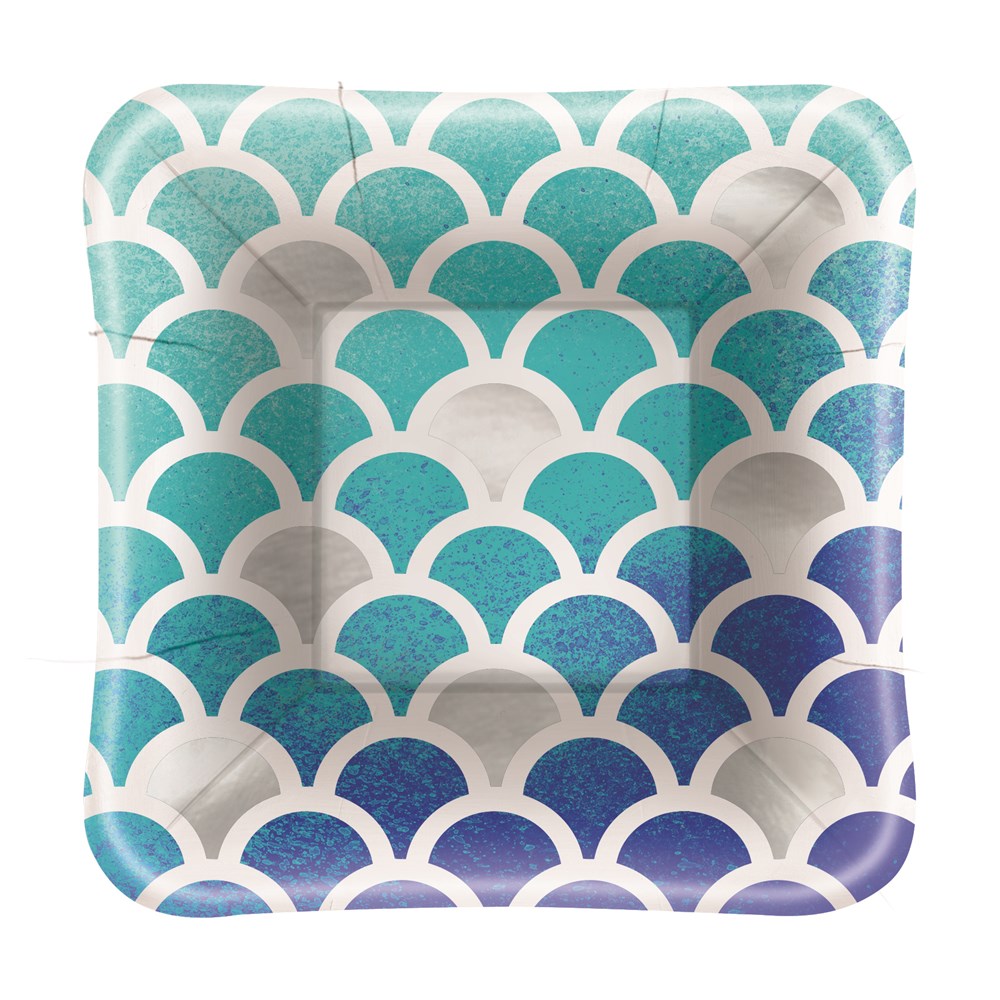 Square paper plate with ocean blue scallop pattern in varying shades, small size.