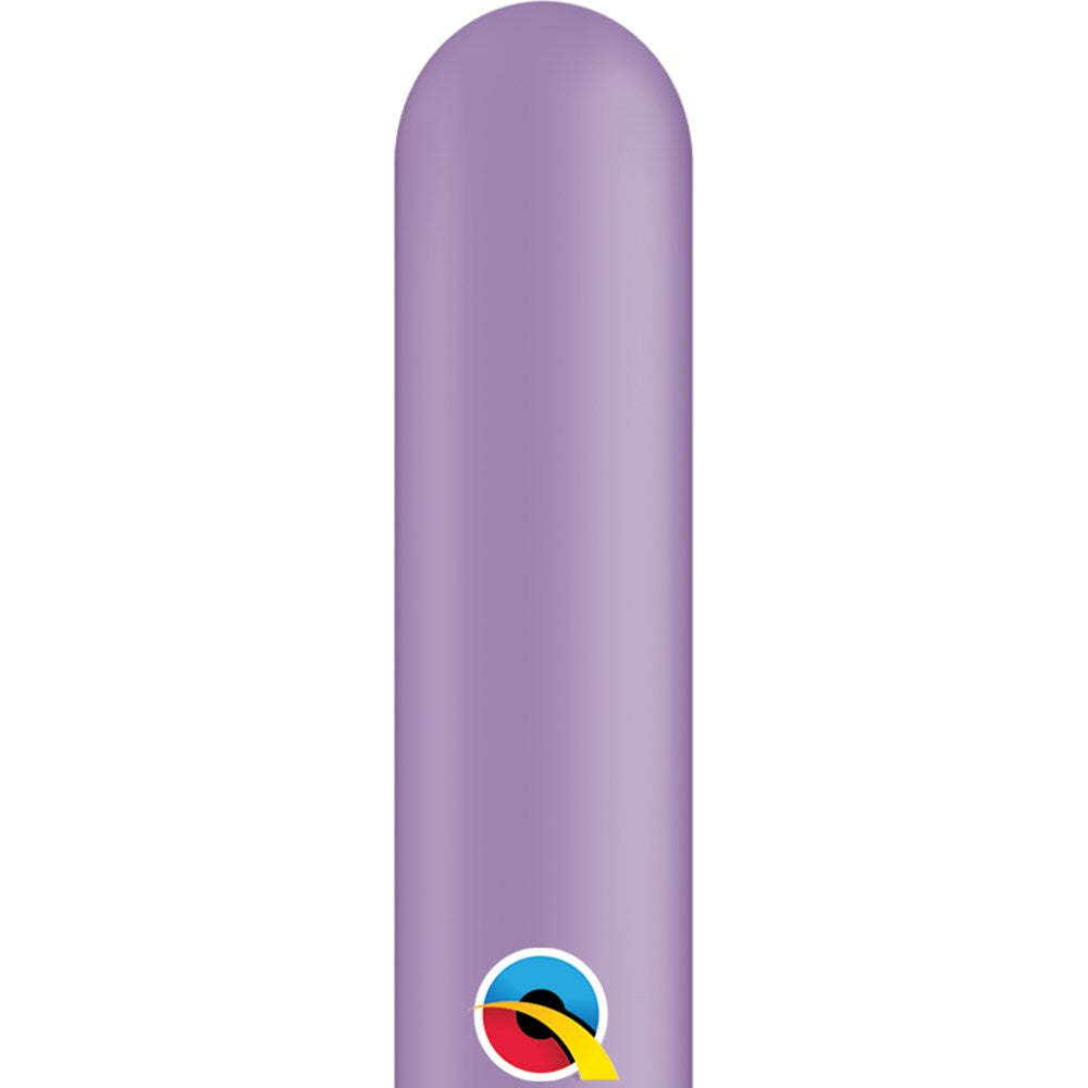 Long, slim balloon in soft lilac purple latex with a smooth, matte finish.