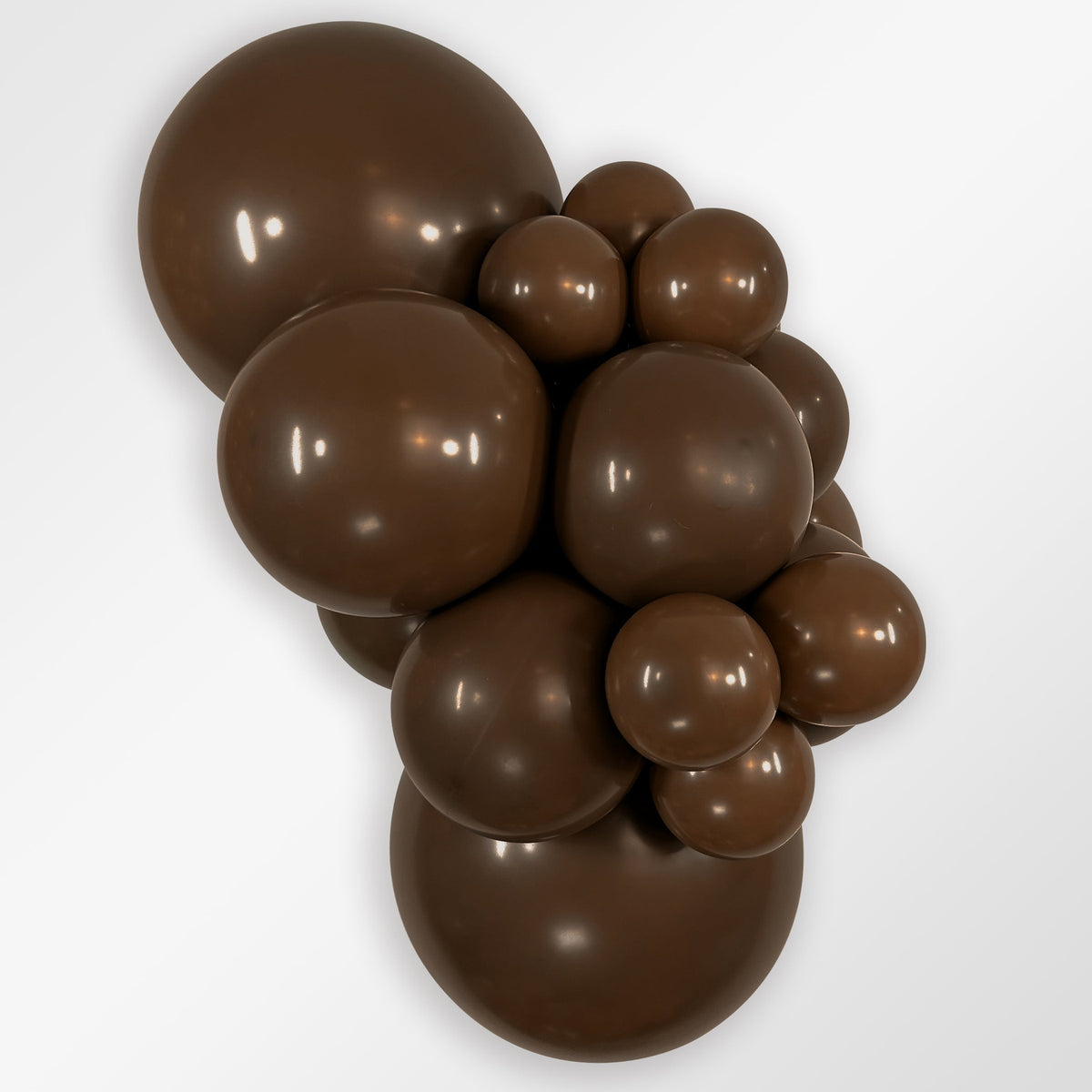 Sempertex Deluxe Chocolate latex balloon color cluster showing the shade across multiple balloon sizes