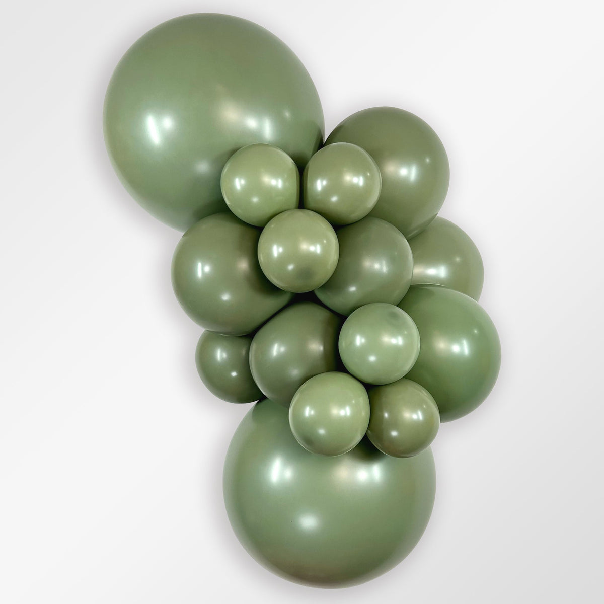 Sempertex Deluxe Eucalyptus latex balloon color cluster showing the shade across multiple balloon sizes
