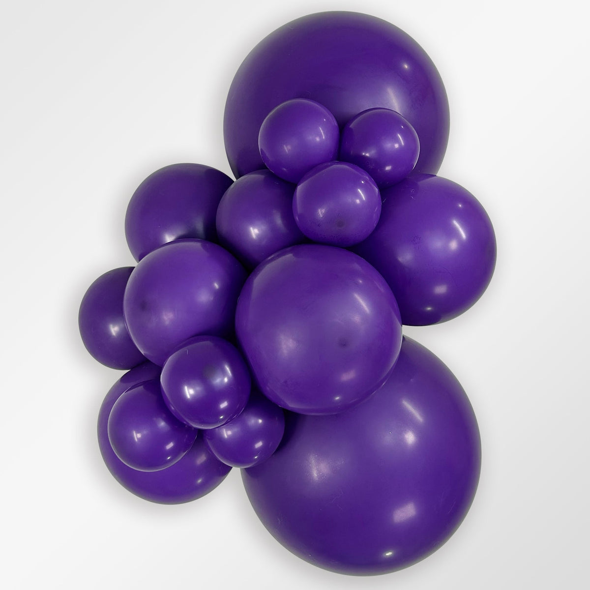 Sempertex Fashion Violet latex balloon color cluster showing the shade across multiple balloon sizes