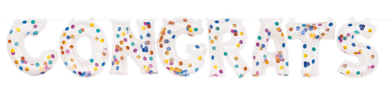 Banner de globos de confeti transparente con felicitaciones de graduación