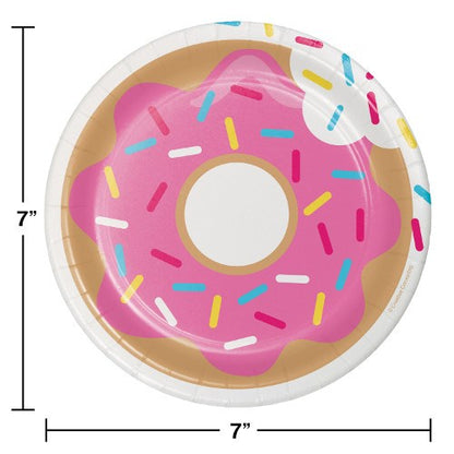 Round paper plate with pink frosted donut and colorful sprinkles design, 7-inch diameter.