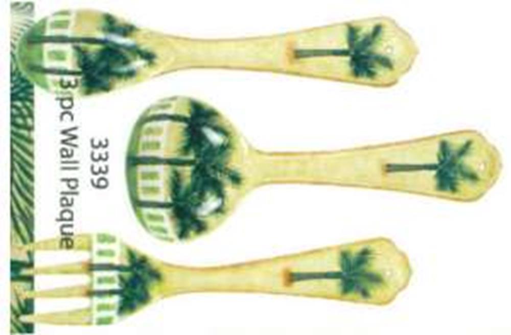 Three wooden wall plaques shaped like palm trees in varying sizes with green palm leaf designs and a natural wood finish.