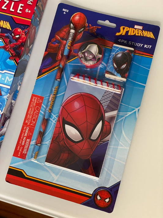 Kit de estudio de Spiderman de 4 unidades en blíster