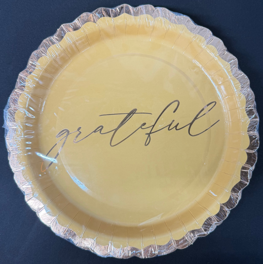 Family Thanksgiving Grateful 9 inch Shaped Edge Paper Plates 8ct