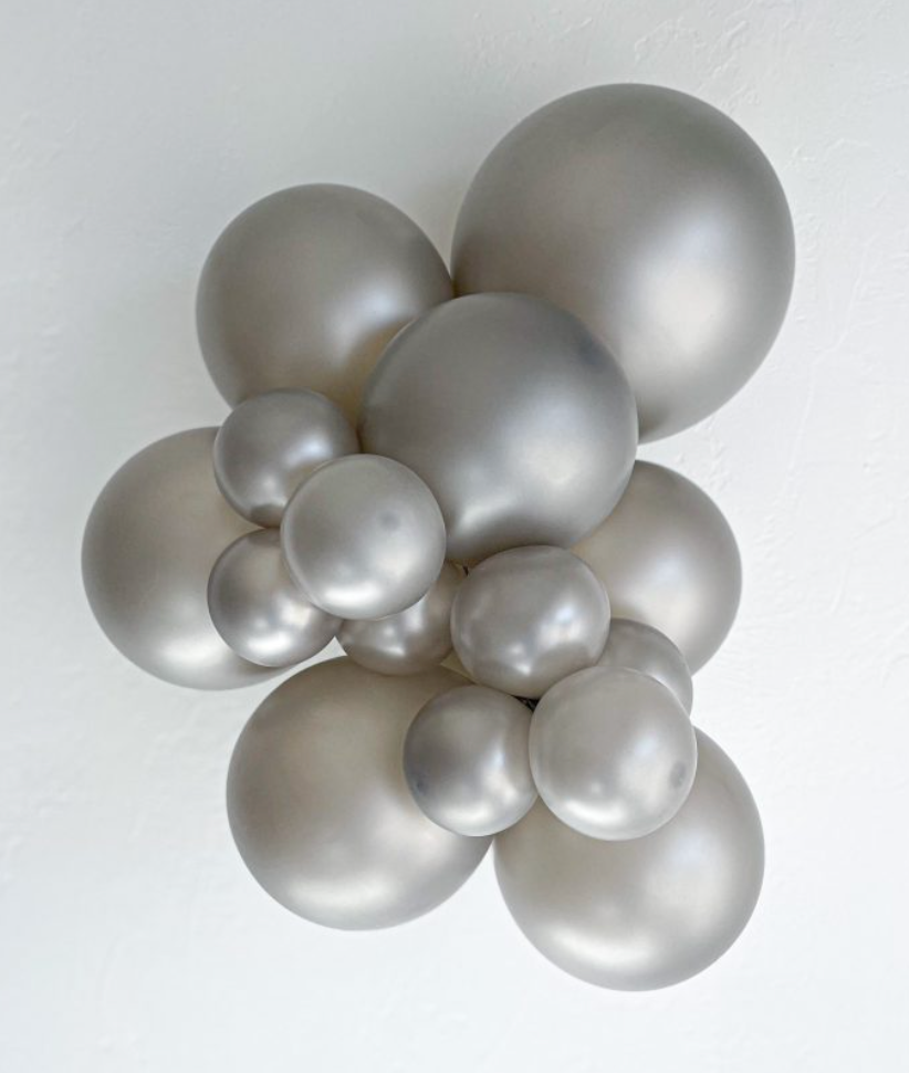 Tuftex Metallic Silver 24 inch Latex Balloons 25ct – Toy World Inc Tuftex Metallic Silver 24 inch Latex Balloons 25ct – Toy World Inc