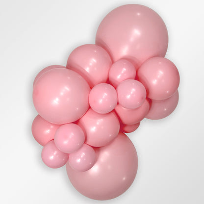 Sempertex Fashion Bubble Gum Pink latex balloon color cluster showing the shade across multiple balloon sizes