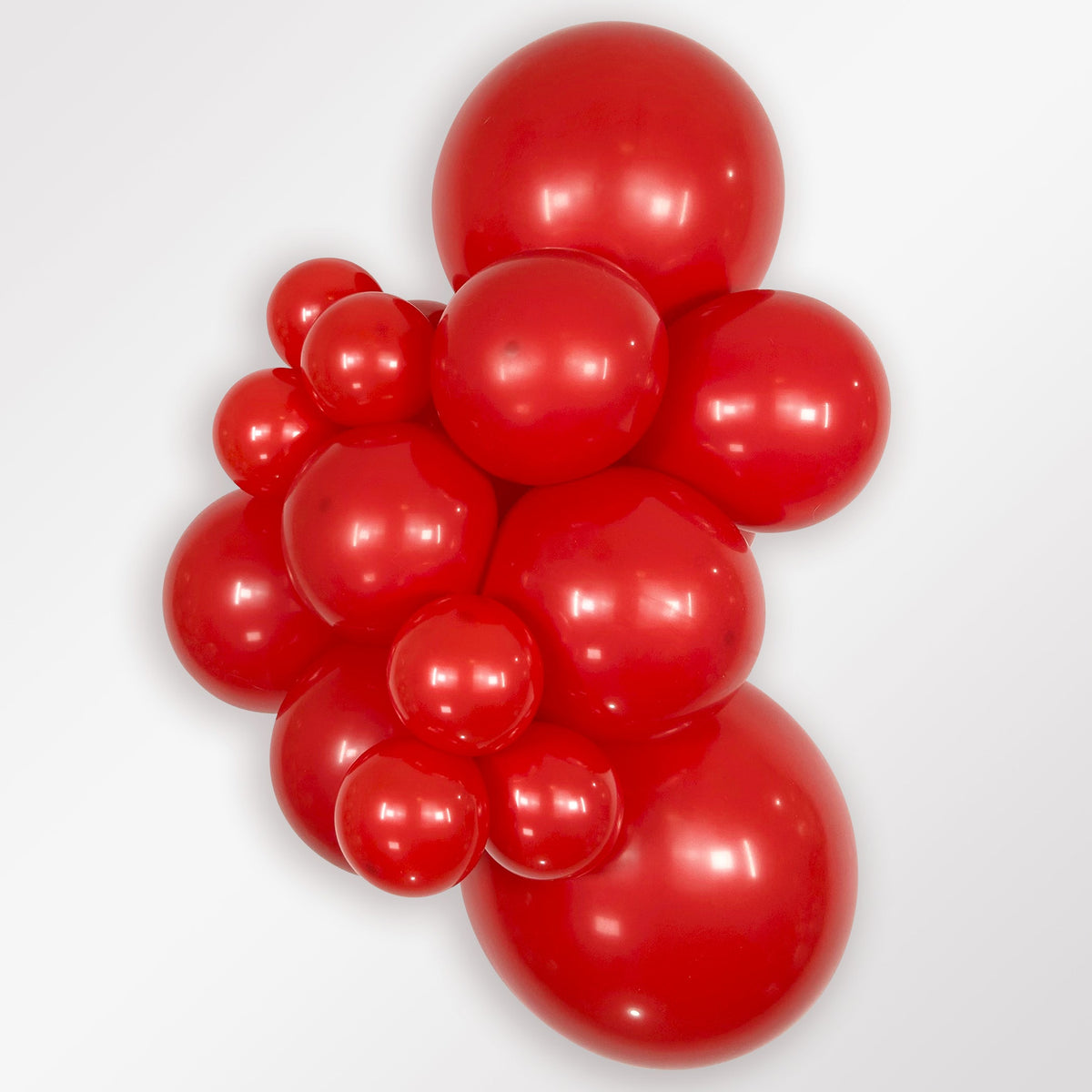 Sempertex Fashion Red latex balloon color cluster showing the shade across multiple balloon sizes