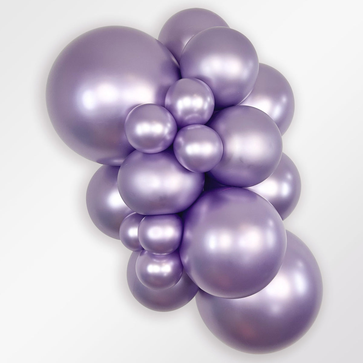 Sempertex Silk Light Amethyst latex balloon color cluster showing the shade across multiple balloon sizes