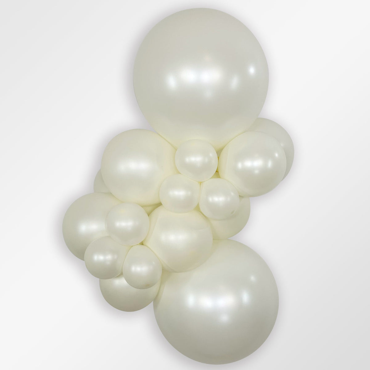 Sempertex Silk Oyster White latex balloon color cluster showing the shade across multiple balloon sizes