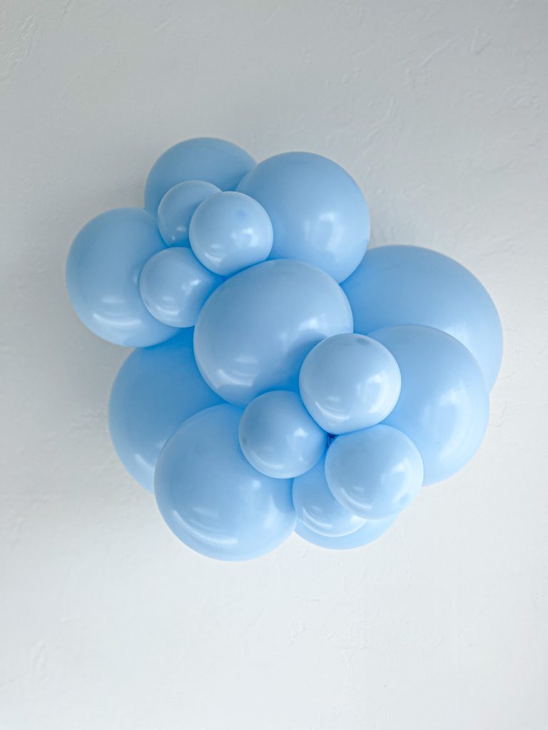 Tuftex Monet latex balloon color cluster showing the shade across multiple balloon sizes