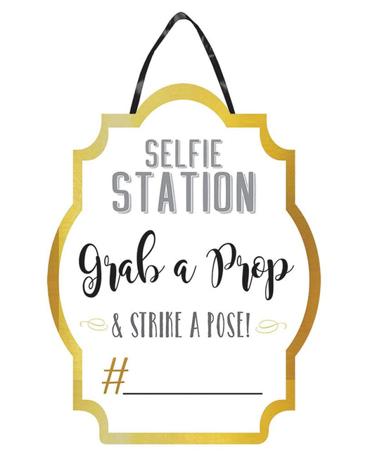 Scene Setter Sign Selfie Station
