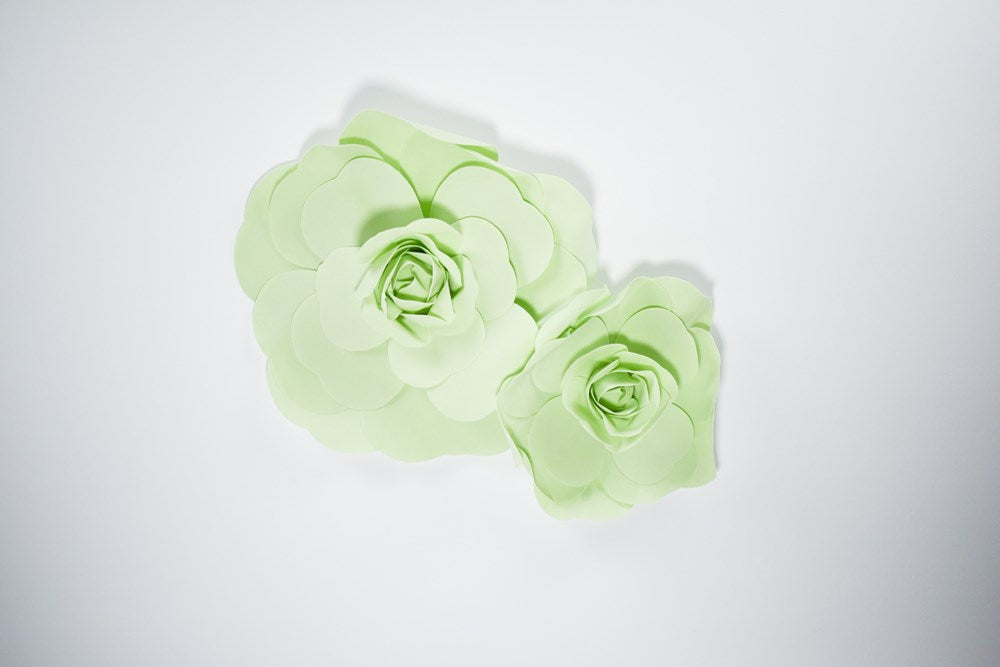 Flores decorativas de pared de 12 y 16 pulgadas, 2 piezas por juego, verde menta
